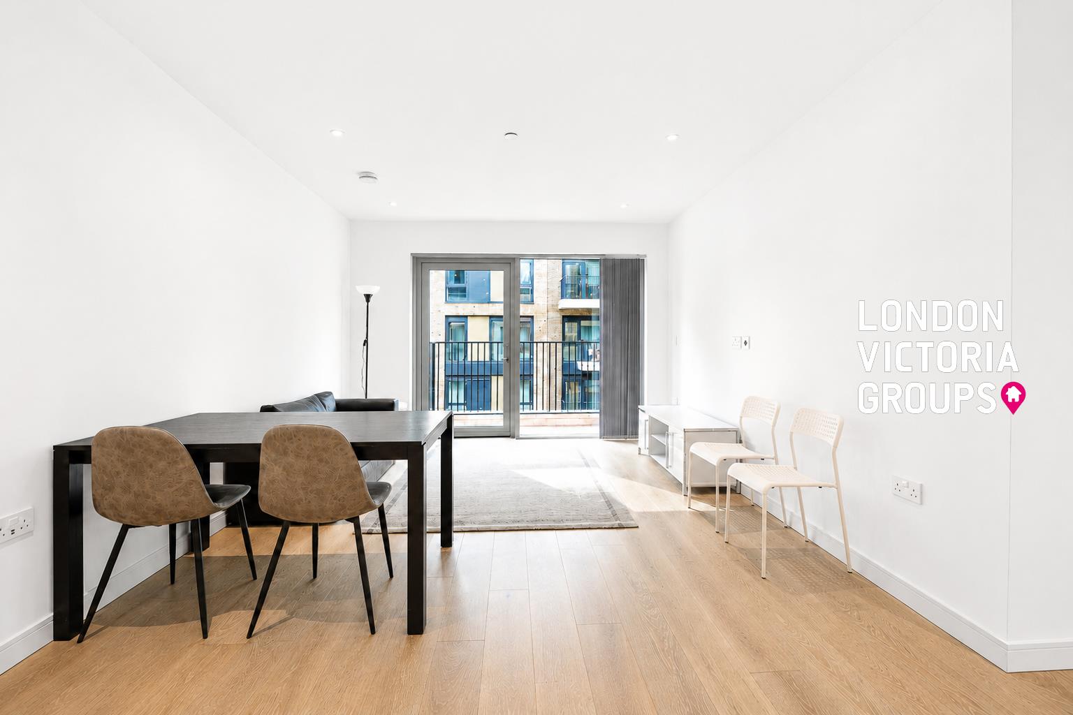 1 bed property in Fairview House, 2 Lockgate Road, London
